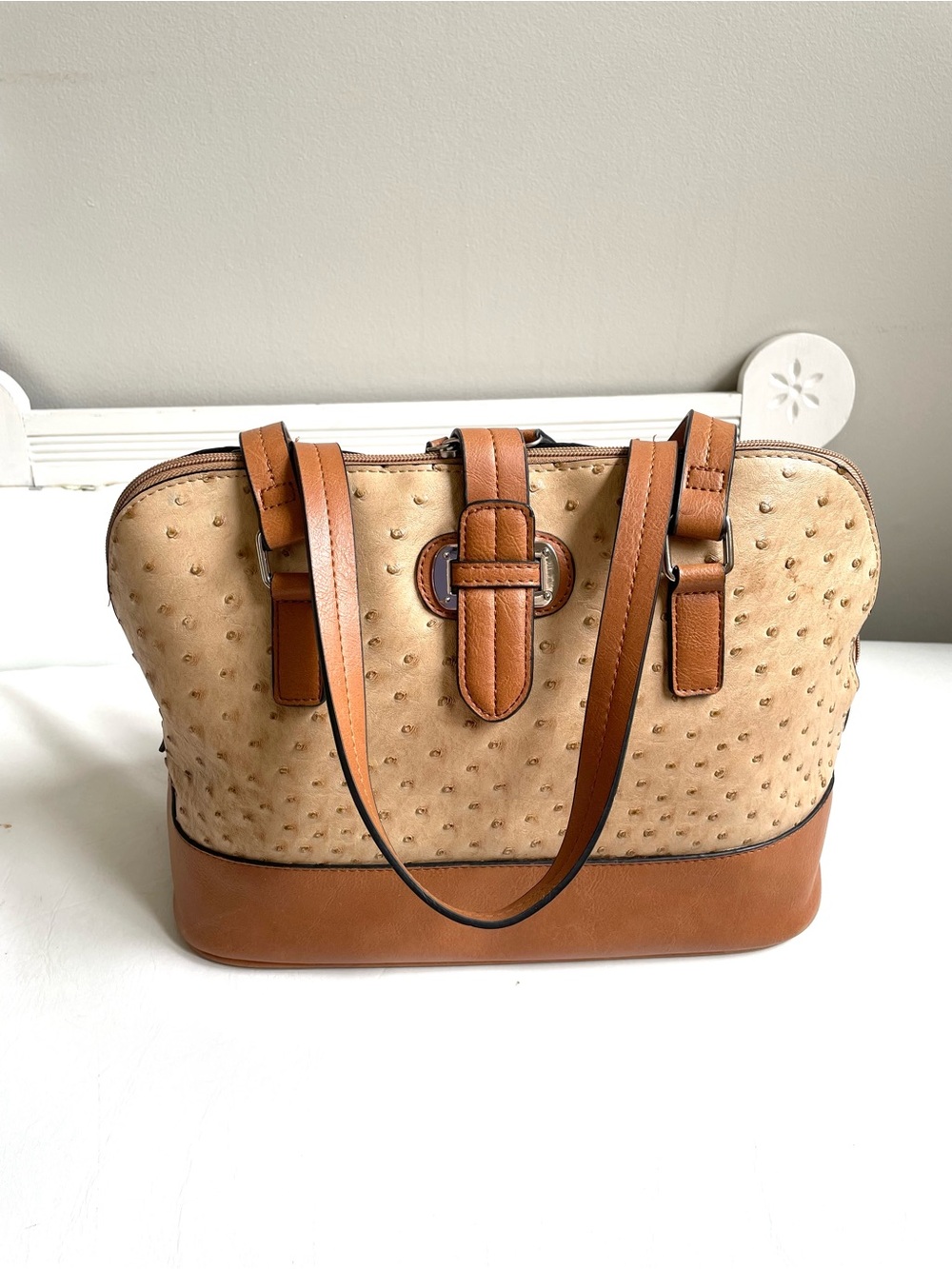 TAN BROWN FAUX LEATHER OSTRICH TOTE ZIPPER SNAP DOUBLE STRAP SILVER HARDWARE